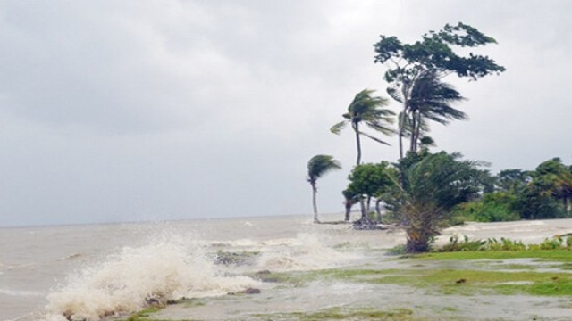 সাগরে লঘুচাপ, শুক্রবার যেমন থাকবে আবহাওয়া