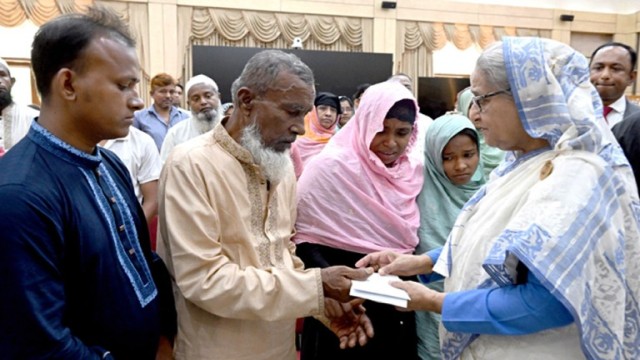 আবু সাঈদসহ ৩৪ নিহতের পরিবার পেল প্রধানমন্ত্রীর সহায়তা