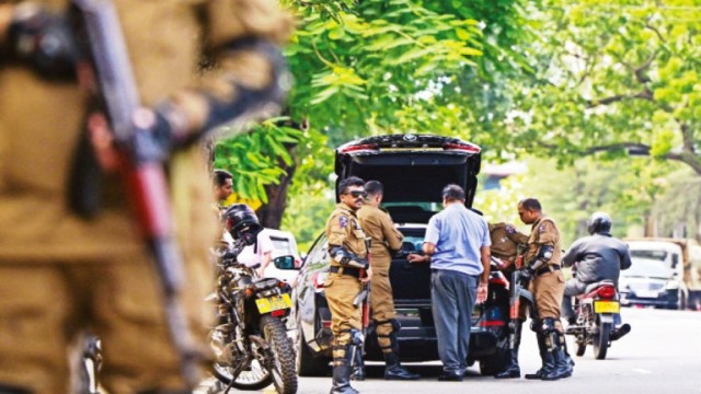 আজ শ্রীলঙ্কায় প্রেসিডেন্ট নির্বাচন,তীব্র প্রতিদ্বন্দ্বিতার আভাস