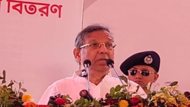 শেখ হাসিনার নেতৃত্বে বাংলাদেশের ভাগ্য নির্ধারণ করবে দেশের জনগণ : আইনমন্ত্রী