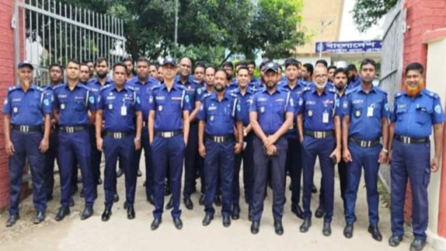 সরাইল থানা পুলিশের কার্যক্রম বন্ধ থাকার পর ফের  শুরু হয়েছে জনমনে স্বস্থি,দালালমুক্ত থানা চান এলাকাবাসীর