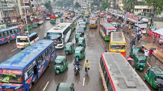 কমছে গণপরিবহনের ভাড়া!