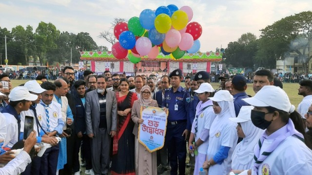 কিশোর যুবকদের মাঝে মাদকের প্রতি আসক্ত হবেনা- বগুড়া জেলা প্রশাসক 