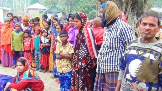 নড়াইলে যাত্রীবাহী বাসের চাকায় পৃষ্ট হয়ে রাধা রানী সাহার মৃত্যু।