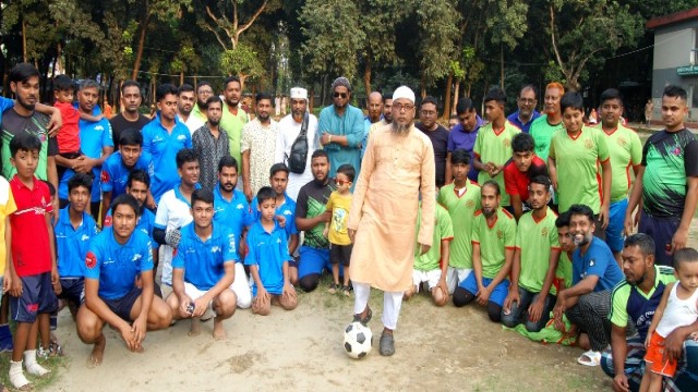 বগুড়ায় শহীদ রাতুল স্মৃতি ফুটবল টুর্ণামেন্ট অনুষ্ঠিত