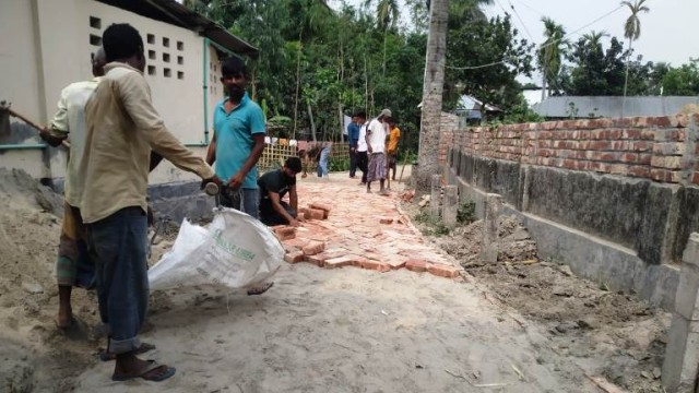 নবাবগঞ্জে টিআর কর্মসূচির ৮ লাখ টাকার ৩টি প্রকল্পের কোন কাজই হয়নি