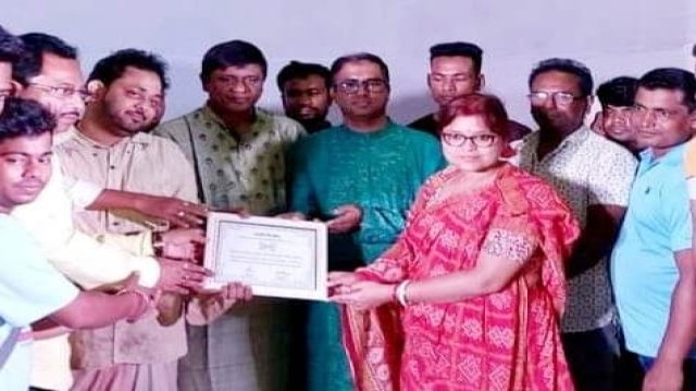 গোবিন্দগঞ্জে দুই বাংলার নাট্য শিল্পীদের নিয়ে নাট্য উৎসব অনুষ্ঠিত।