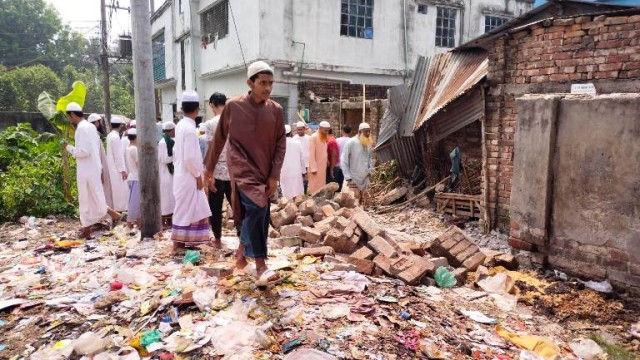 বগুড়ায় প্রাচীর ধ্বসে  নৈশপ্রহরীর মৃত্যু, আহত ৩