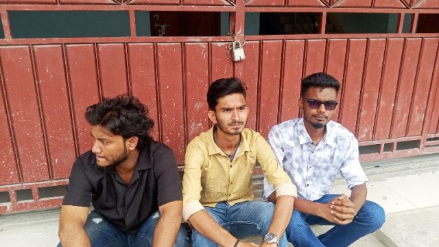 কলেজ কর্তৃপক্ষ প্রবেশ পত্র না দেয়ায়১৭ পরীক্ষার্থী পরীক্ষার দিতে পারলো না ।