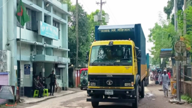 হিলি বন্দরে আবারও রপ্তানি,দুই মাসে রাজস্ব ১৮ কোটি টাকা
