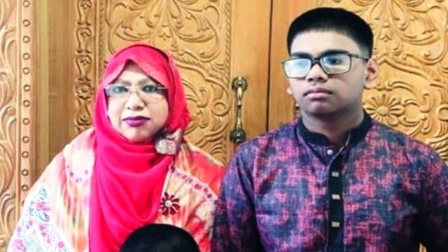 মায়ের প্রতি ভালোবাসা
