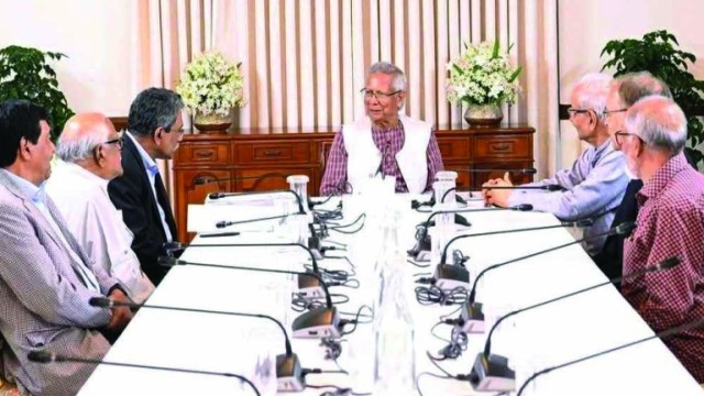 জনগণকে সঙ্গে নিয়ে নিরাপদ ভোটের আয়োজন করতে হবে: প্রধান উপদেষ্টা