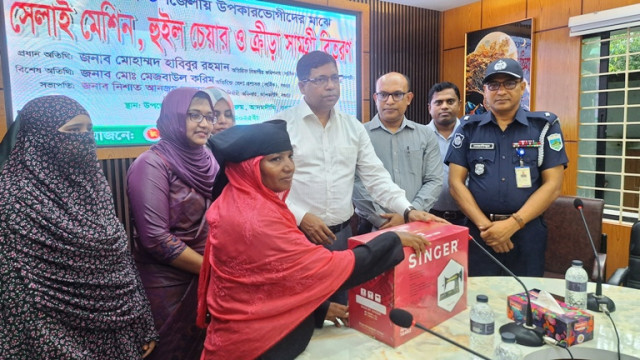 আদমদীঘি উপজেলা পরিদর্শনে অতিরিক্ত বিভাগীয় কমিশনার