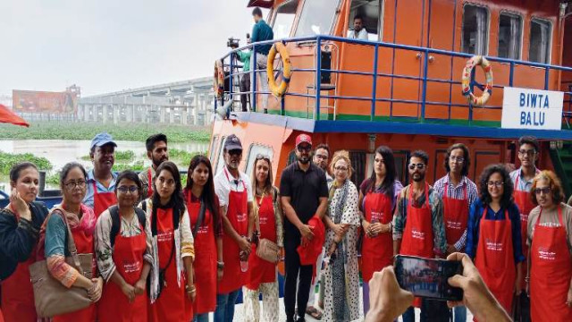 নদী ও পরিবেশ রক্ষায় চিত্র শিল্পীদের সক্রিয় ভূমিকা পালনের আহ্বান জানিয়েছে নোঙর।