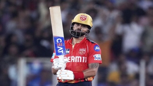 শ্রেয়াস তাণ্ডবে মুম্বাইকে হারিয়ে ফাইনালে পাঞ্জাব