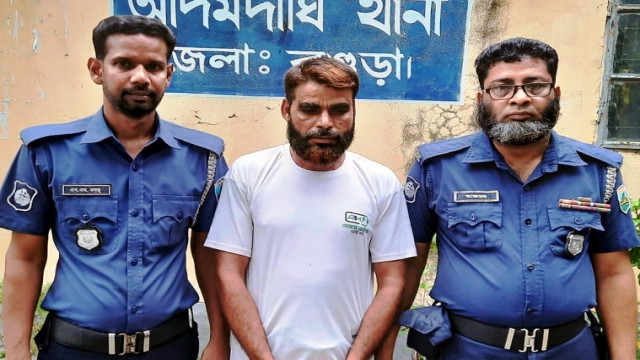 আদমদীঘিতে নাশকতা মামলায় যুবলীগ নেতা গ্রেপ্তার 