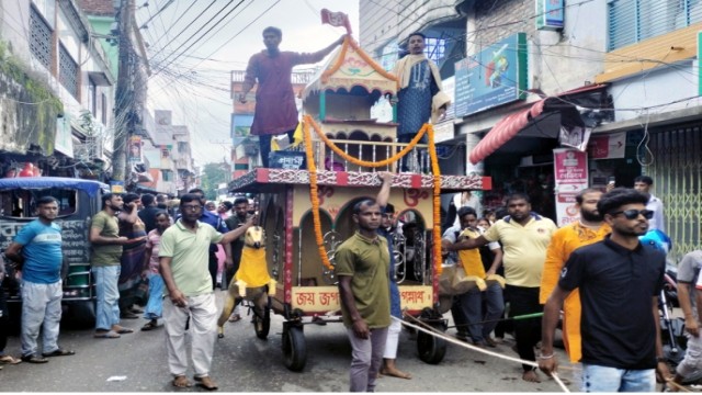 আদমদীঘিতে শ্রীশ্রী জগন্নাথ দেবের রথযাত্রা অনুষ্ঠিত
