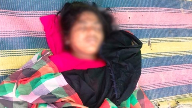 আদমদীঘিতে গলায় ফাঁস দিয়ে গৃহবধূর আত্মহত্যা
