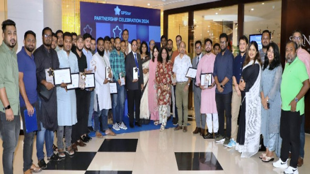 সিলেটে জিপিস্টার পার্টনারদের স্বীকৃতি দিলো গ্রামীণফোন