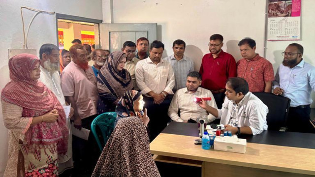 বগুড়ায় ব্র্যাক মাইক্রোফাইন্যান্সের উদ্যোগে বিনামূল্যে চক্ষু সেবা ক্যাম্প অনুষ্ঠিত