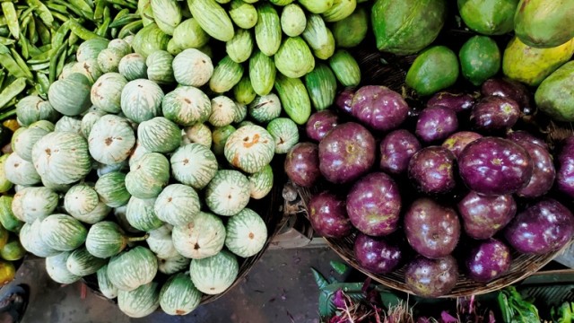 ১৫ টাকার বেগুন রাতারাতি ৭০ টাকা কেজি 