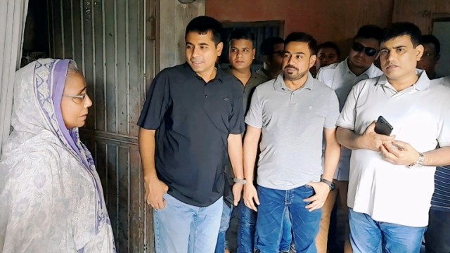 বগুড়ায় নিহত যুবদল কর্মী ইমরানের পরিবারের পাশে তারেক রহমান  