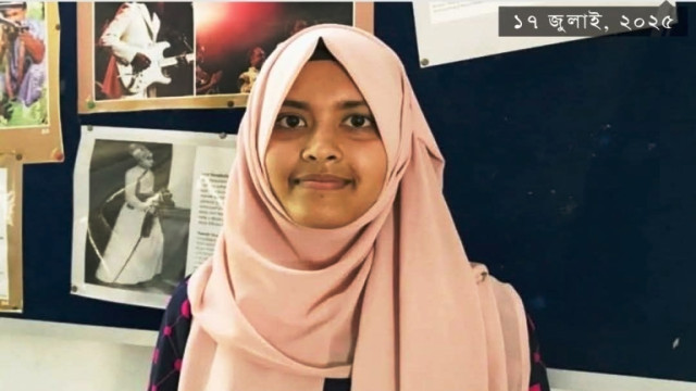 এসএসসিতে ১৩০০ নম্বরের মধ্যে ১২৩০ পাওয়া  তুশিন ফোন ব্যবহার করেনি 