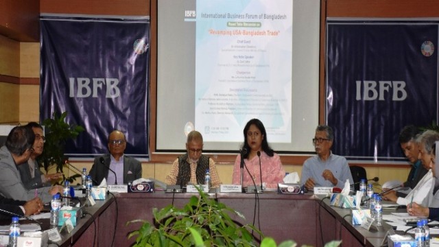 যুক্তরাষ্ট্র-বাংলাদেশ বাণিজ্য সম্পর্ক জোরদারে আইবিএফবির গোলটেবিল বৈঠক 