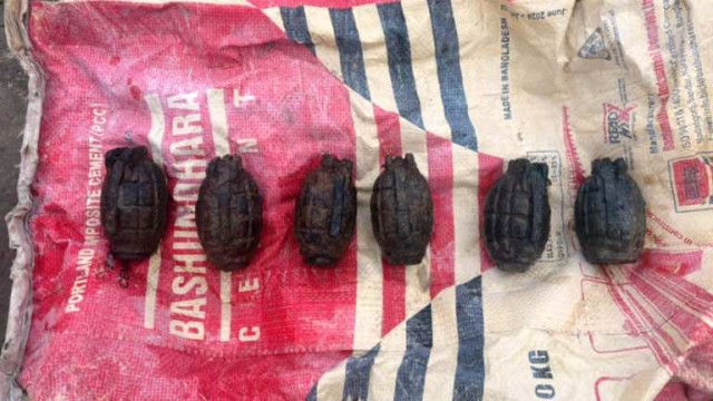 বগুড়ায় খালে মিলল ৬টি গ্রেনেড:উদ্ধারের পর বিস্ফোরণ ঘটিয়ে নষ্ট করলো সেনাবাহিনী