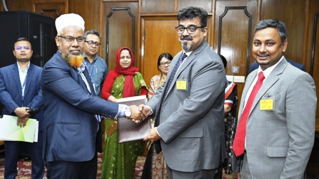 সিএমএসএমই উদ্যোক্তাদের প্রশিক্ষণে কেন্দ্রীয় ব্যাংকের সাথে প্রাইম ব্যাংকের চুক্তি স্বাক্ষর