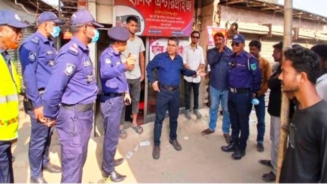 ঈদুল ফিতর উপলক্ষ্যে পলাশবাড়ীর মহাসড়কে বিশেষ নিরাপত্তা ব্যবস্থা