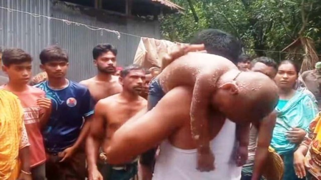বালতির পানিতে পড়ে প্রাণ গেল দু বছরের শিশুর