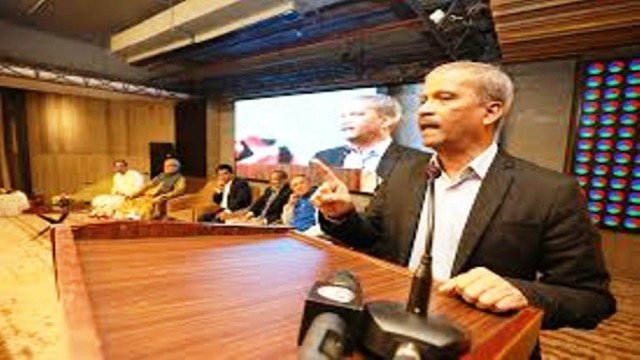 সাংবাদিকদের বিরুদ্ধে মিথ্যা মামলা নিয়ে সরকার বিব্রত
