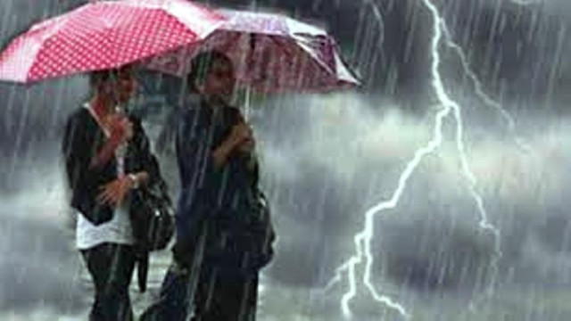 সারাদেশে বজ্রসহ বৃষ্টিপাতের আভাস