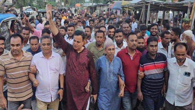 জিয়া পরিবারের ঋণ আমি কোন  দিন পরিশোধ করতে পারবো না -সাবেক এম পি মোশারফ হোসেন